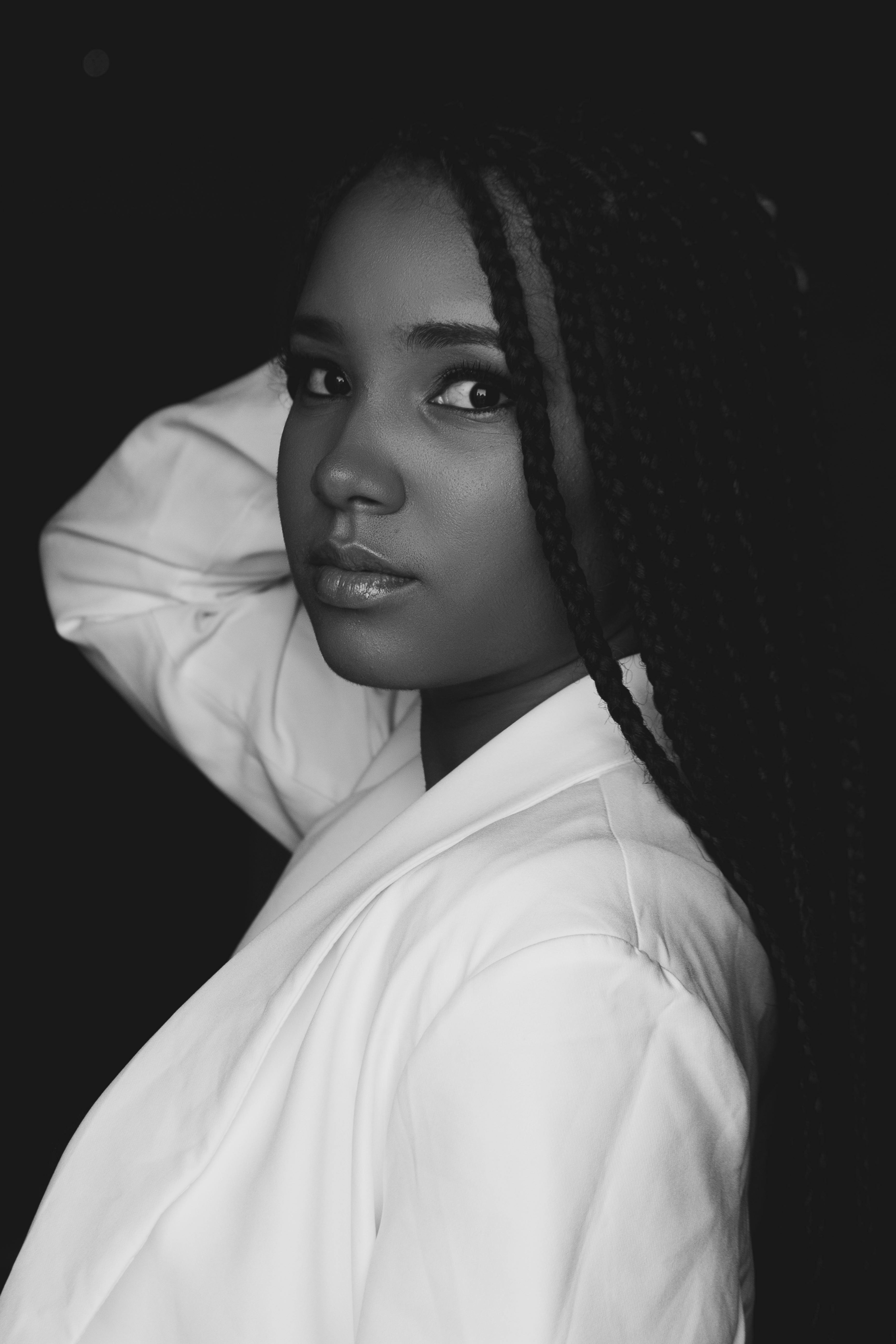 《城市深处的光》海报